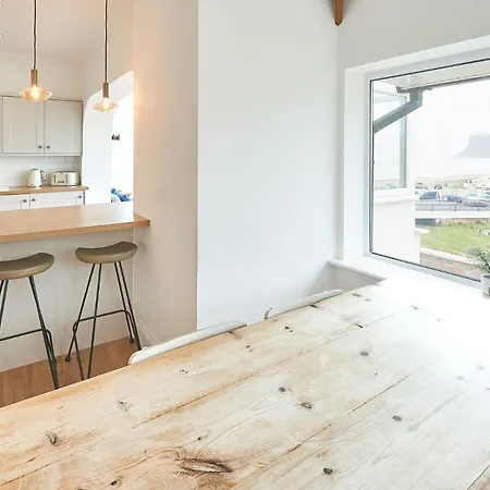 度假居 Burnsyde Beach House