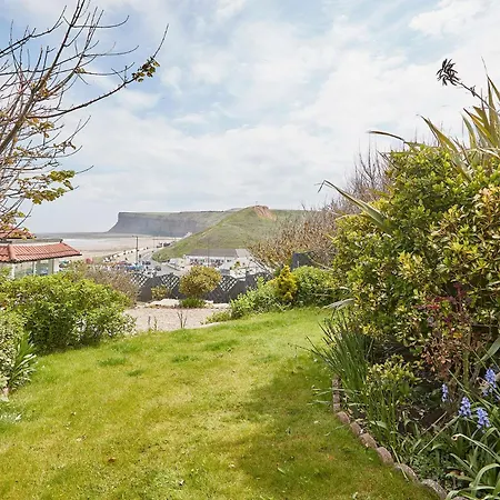 Burnsyde Beach House Holiday home Saltburn-by-the-Sea